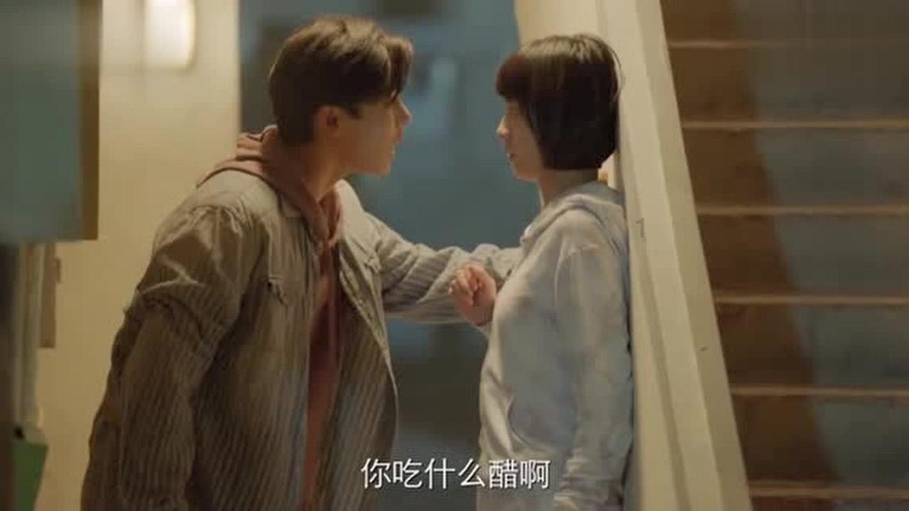 困在俱乐部的少女