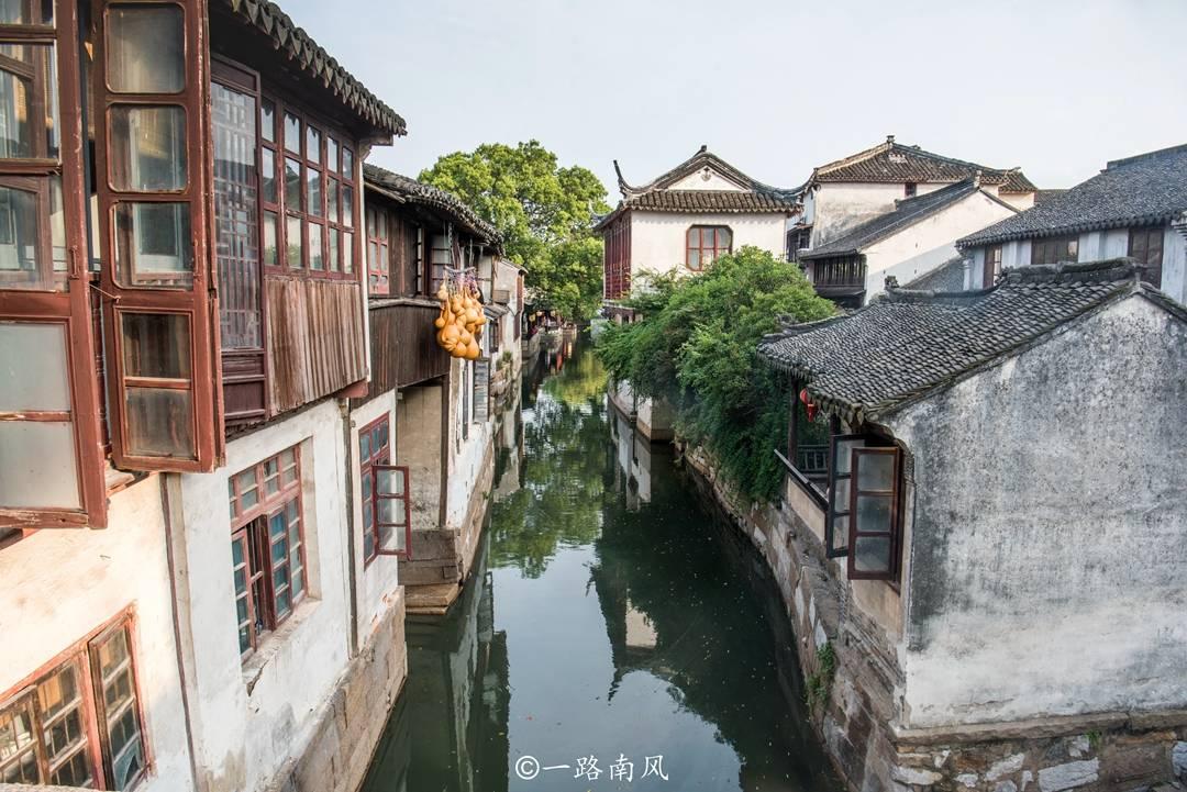 孤岛惊魂4